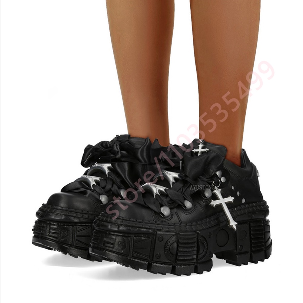 รองเท้าบูทหุ้มข้อแบบมีหมุดสไตล - Street Fashion Y2K บทวิจารณ์และราคา