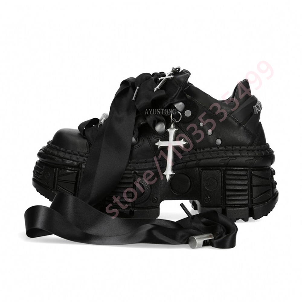 รองเท้าบูทหุ้มข้อแบบมีหมุดสไตล - Street Fashion Y2K บทวิจารณ์และราคา